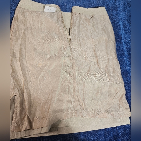 Akris Punto Khaki Canvas Knee Length Pencil Skirt 6 - Picture 7 of 10